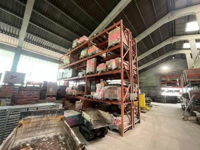 Übersichtsbild von pallet rack